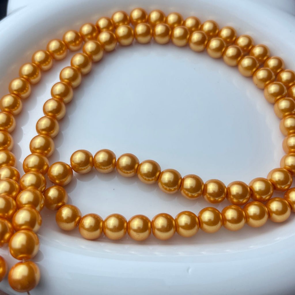 Glass pearl beads