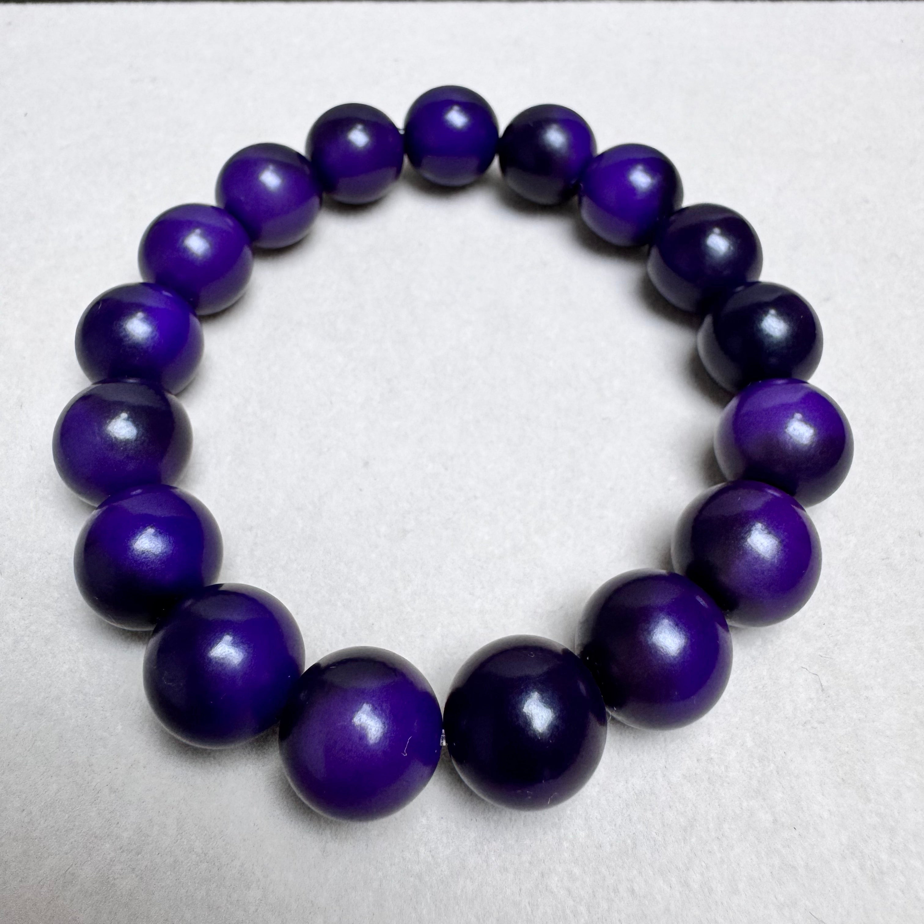 Single-loop bracelet