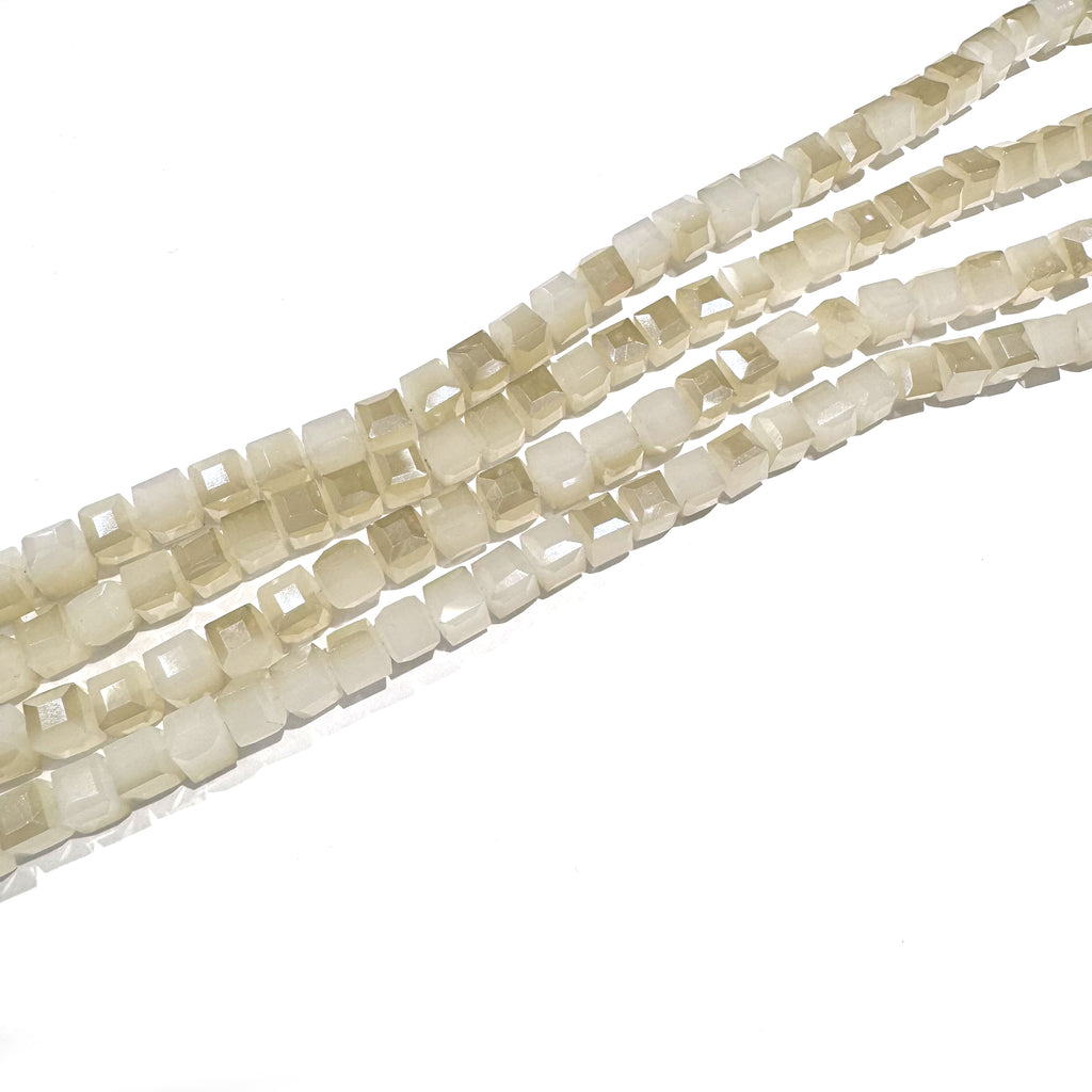 Square bead (6mm)