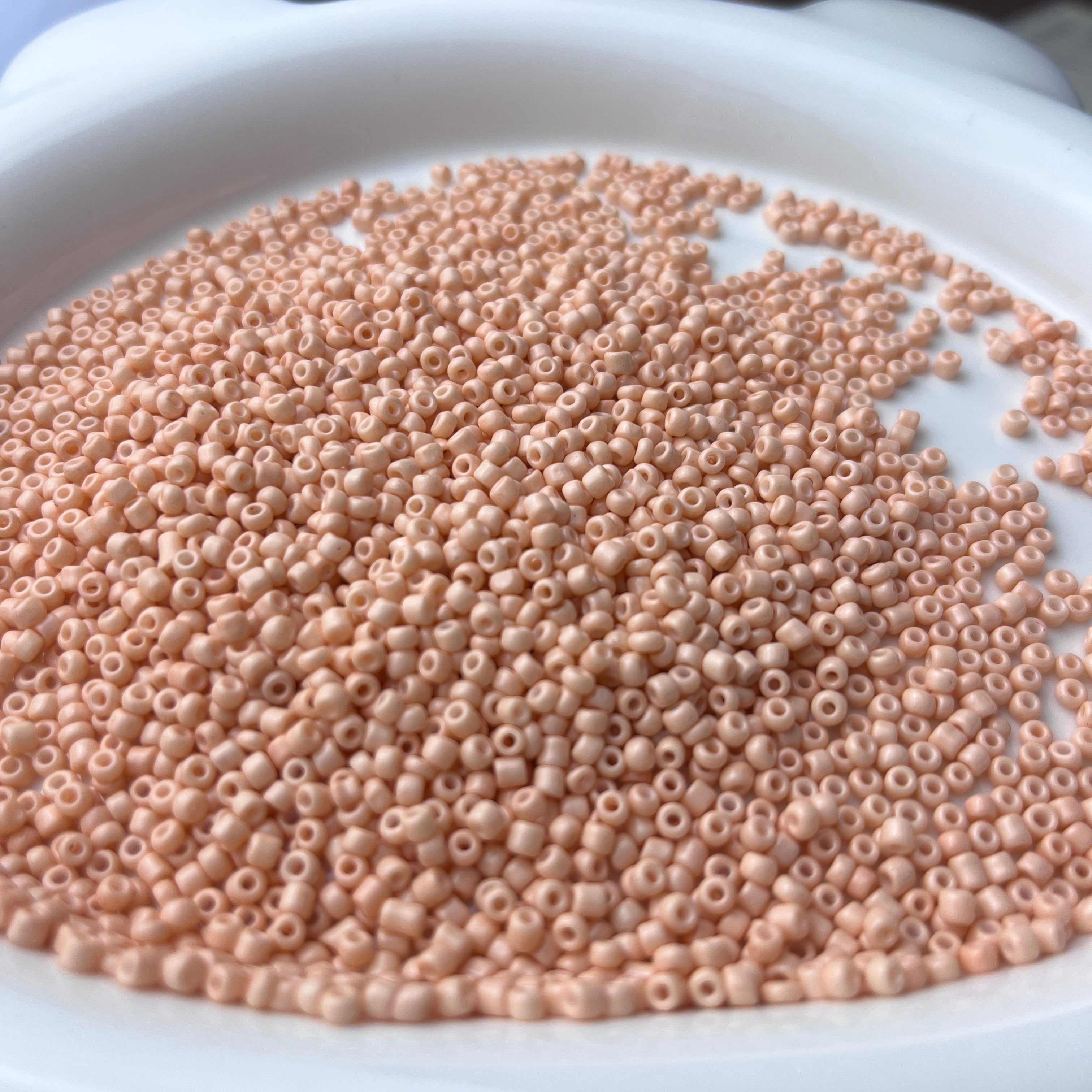 Seed beads (3mm)