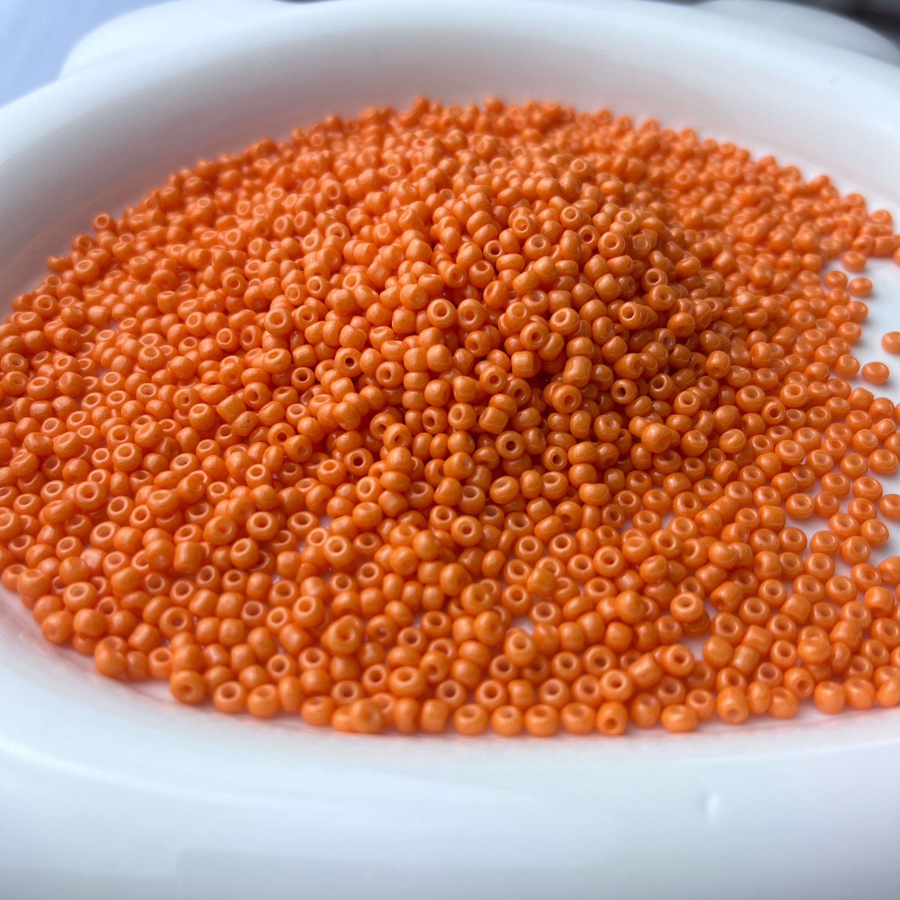 Seed beads (3mm)