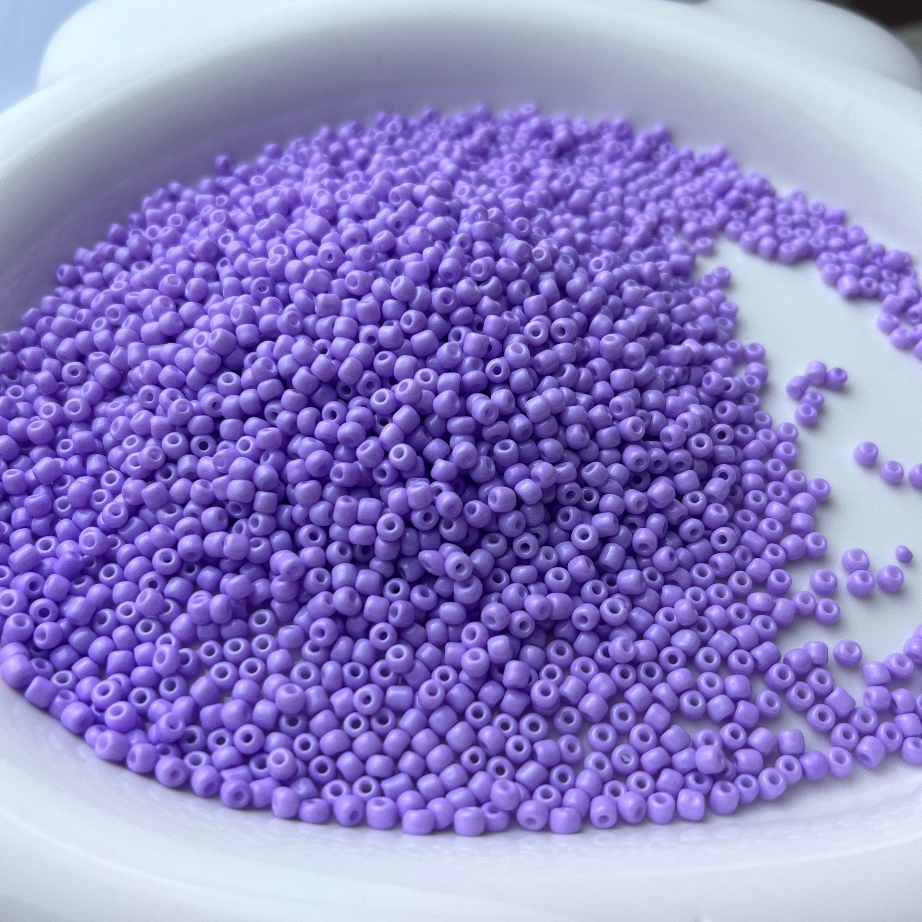 Seed beads (3mm)