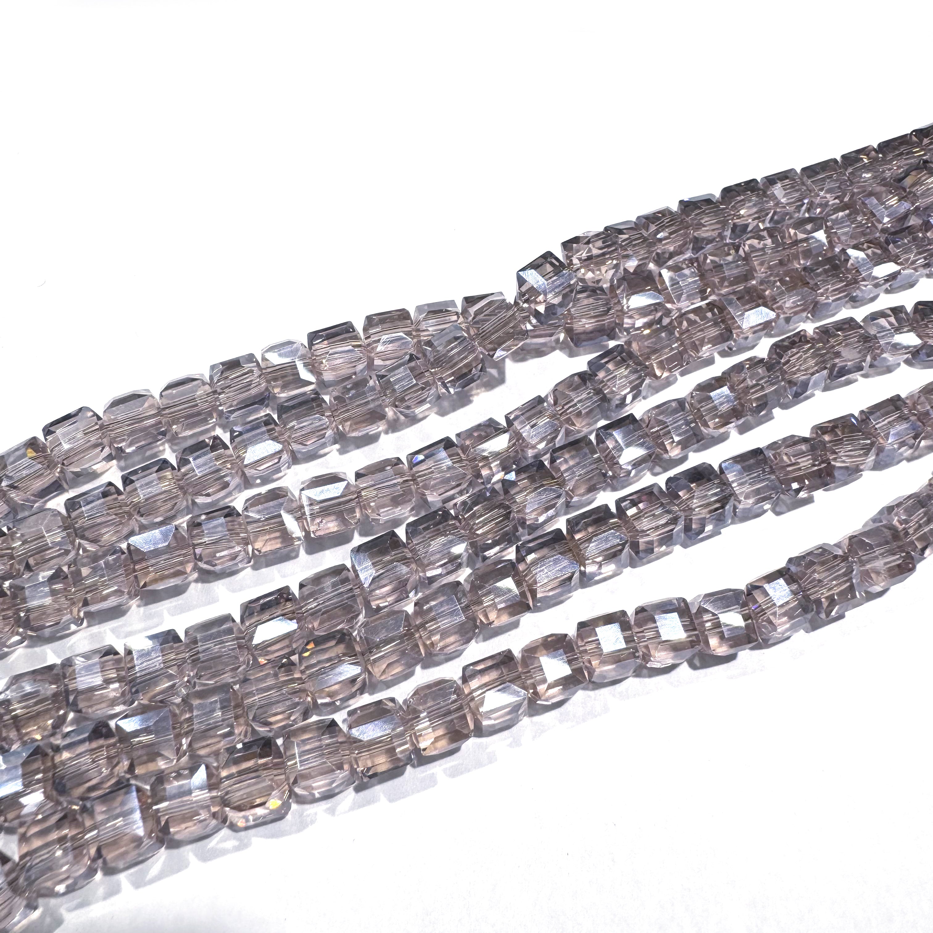 Square bead (6mm)