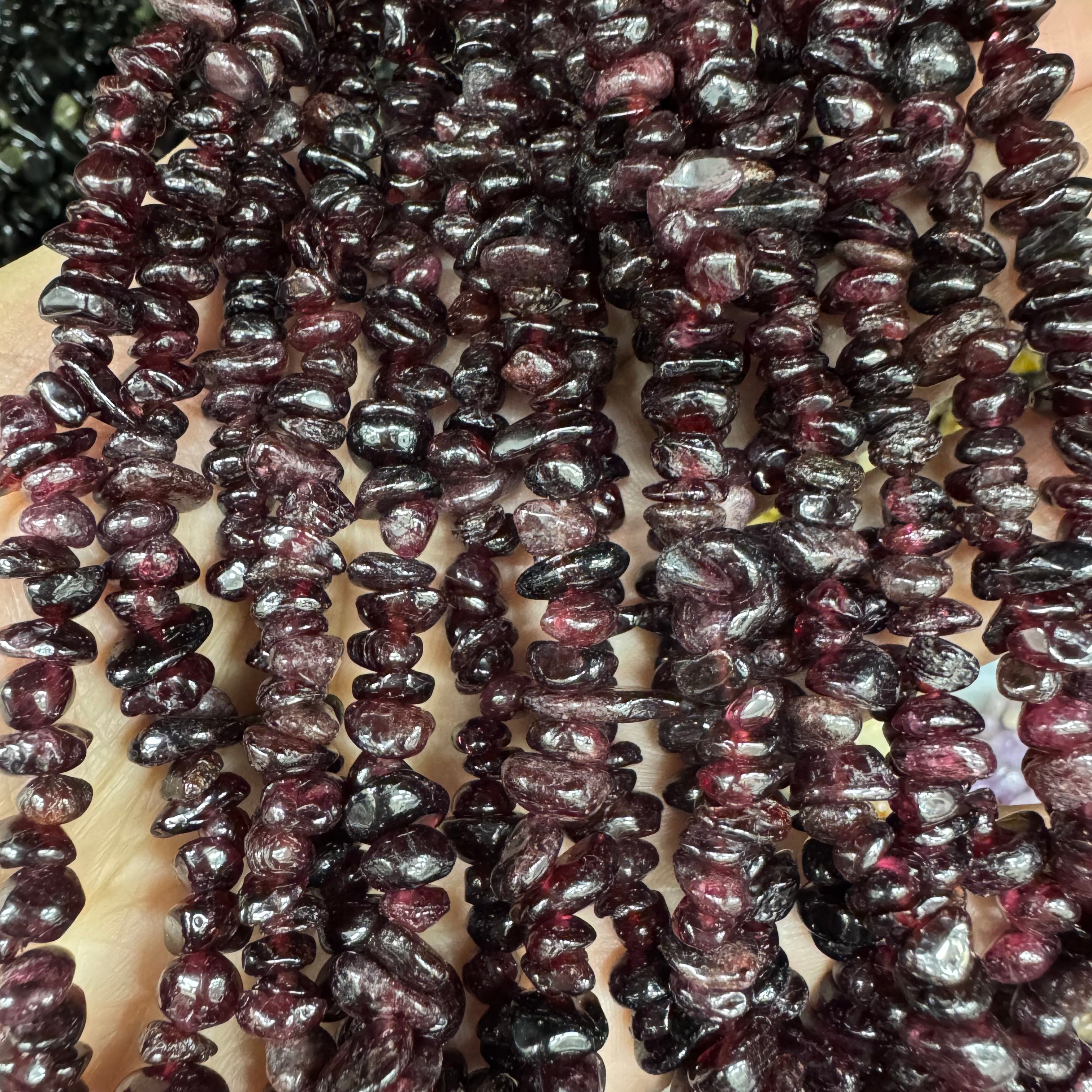 Natural crystal chip beads (irregular shape)