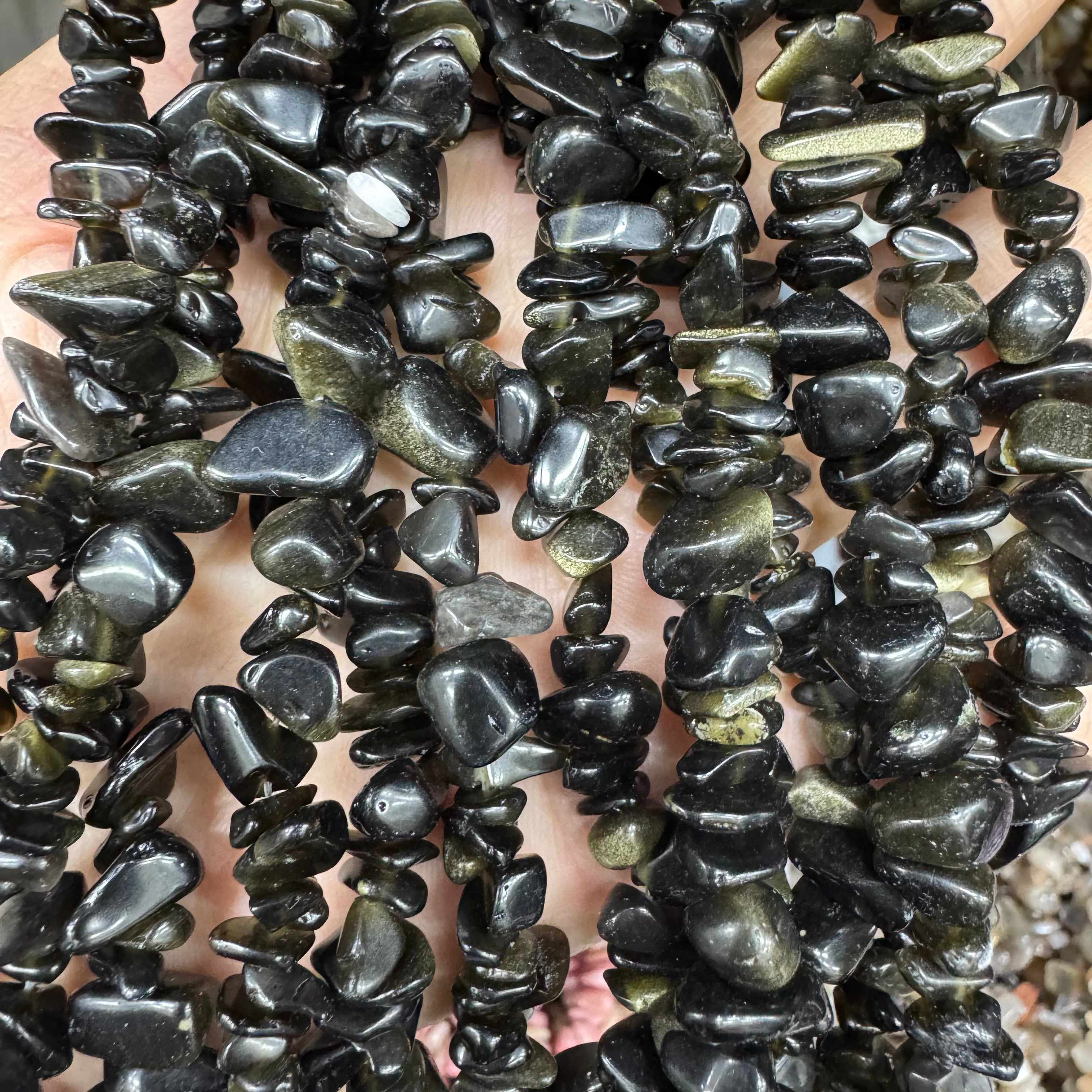 Natural crystal chip beads (irregular shape)