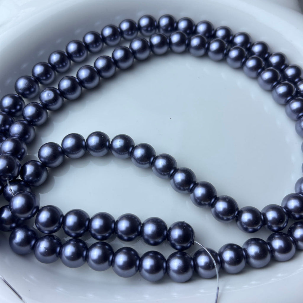 Glass pearl beads