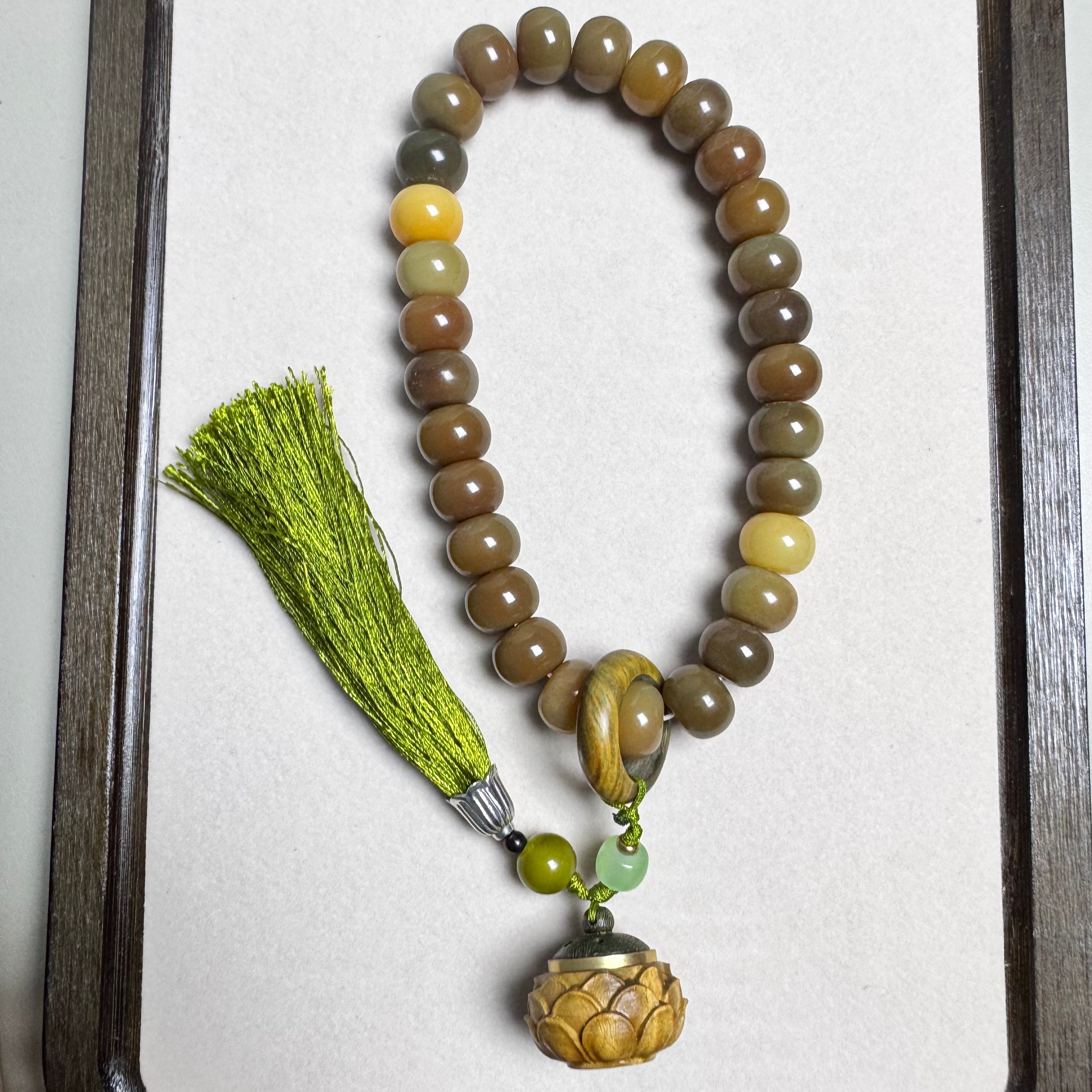 Multi-loop bracelet