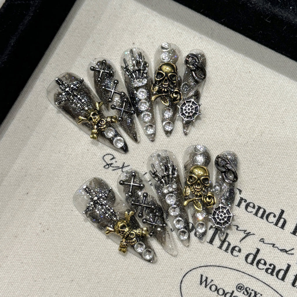 Halloween press-on nails