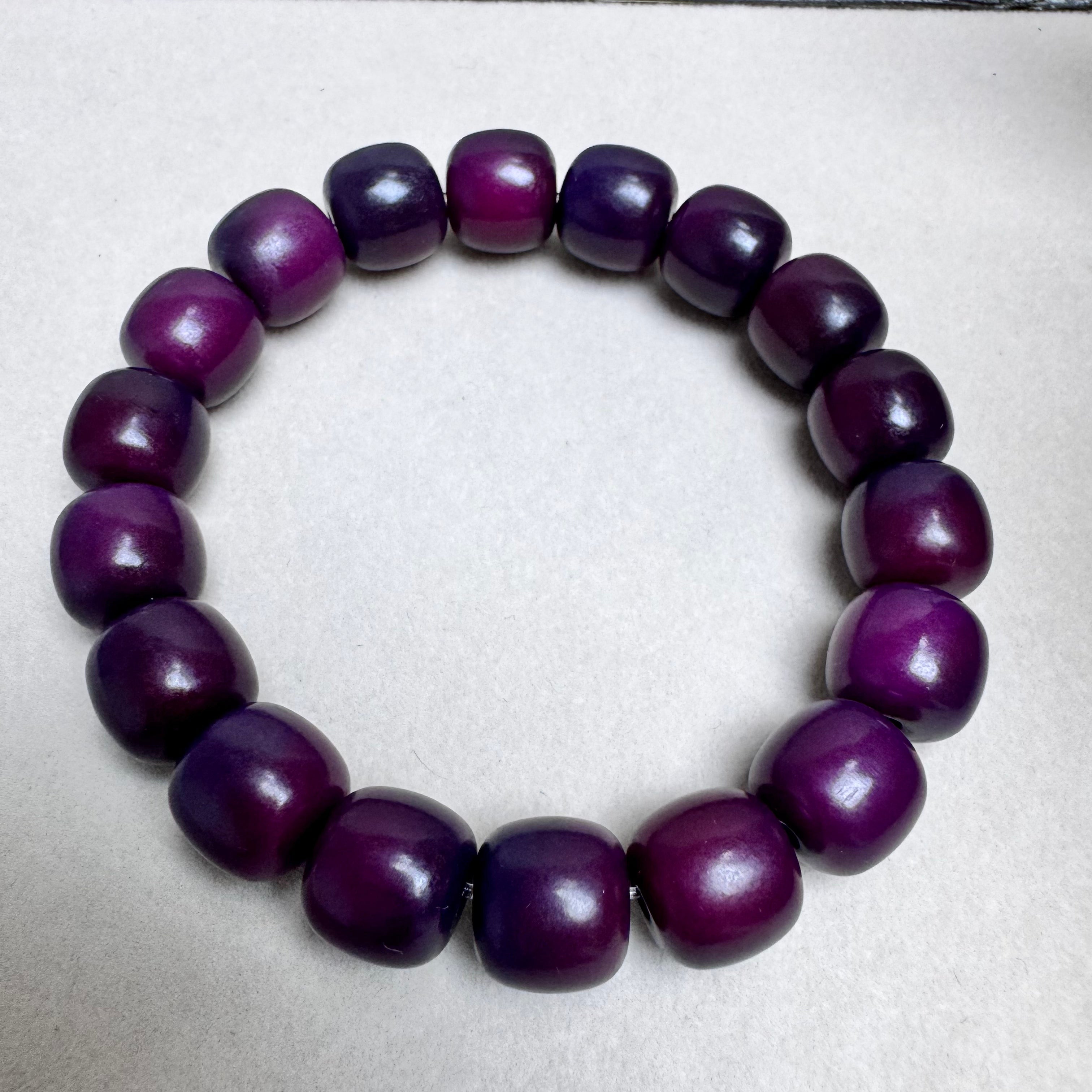 Single-loop bracelet