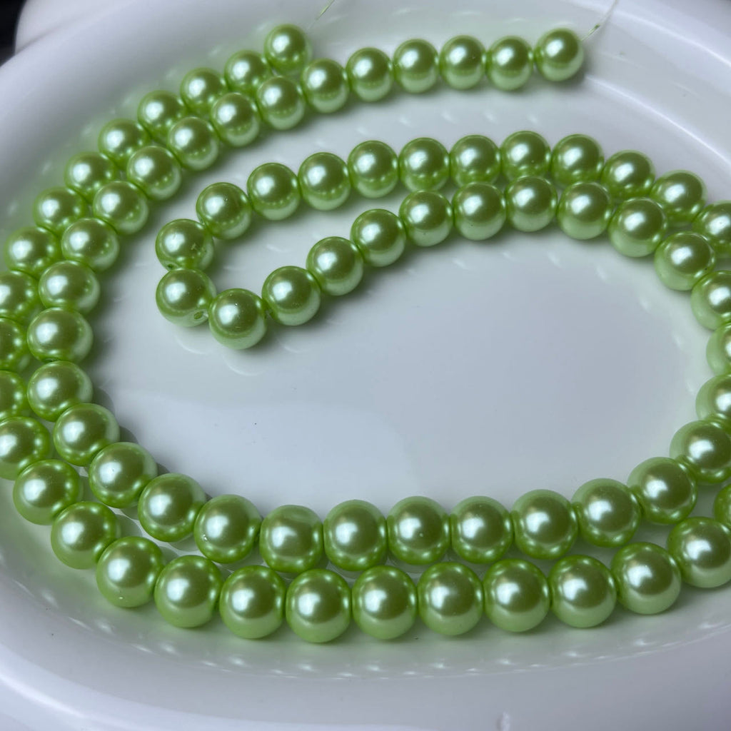 Glass pearl beads